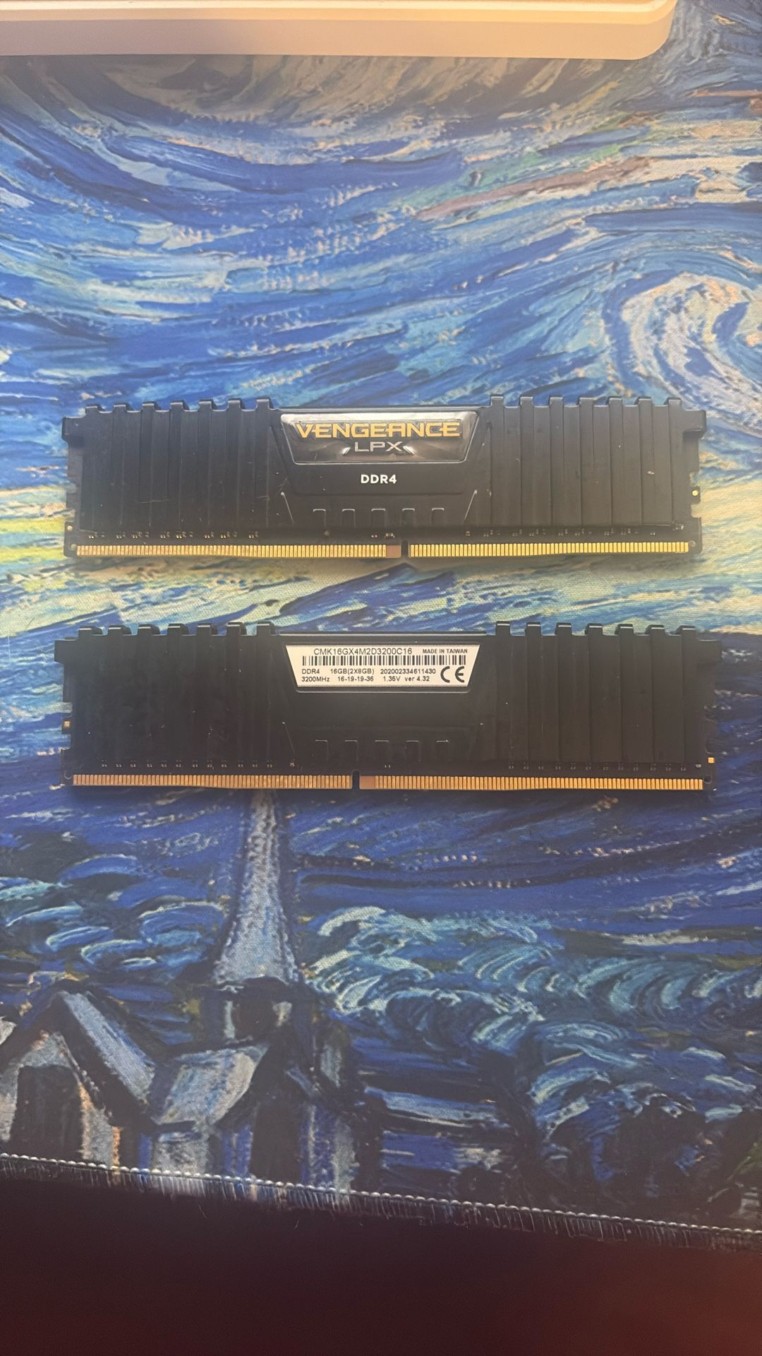 Vengeance LPX DDR4 2x16GB sticks
