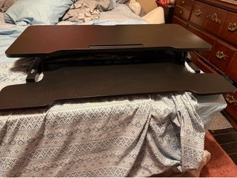 Adjustable height, monitor stand