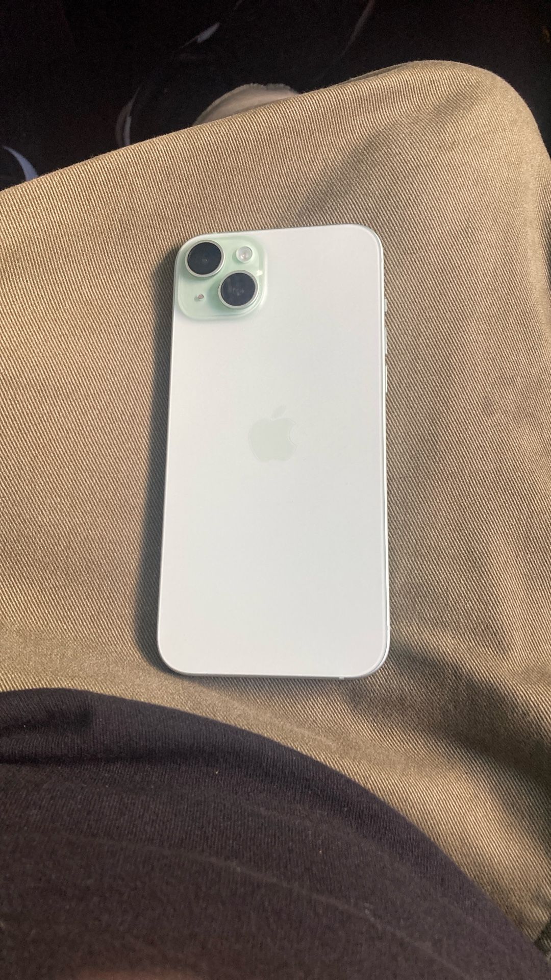 iPhone 15 LightGreen