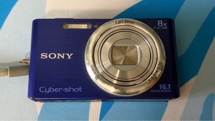 Sony Cyber-shot DSC-W730 Digicam (16.1MP, 8x Zoom)