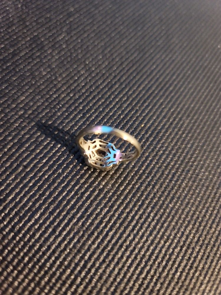 10k White Gold Women´s Ring