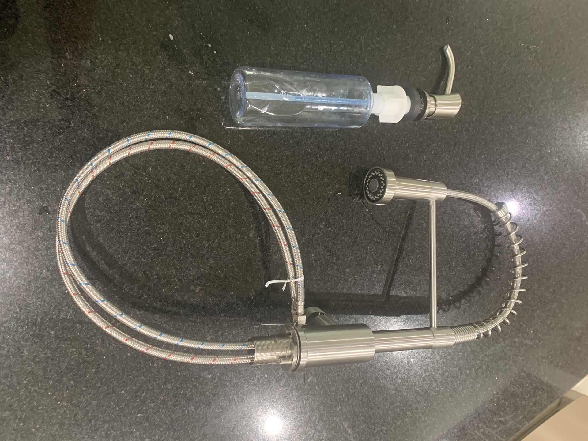 Kitchen Faucet And Dish Soap Dispenser 