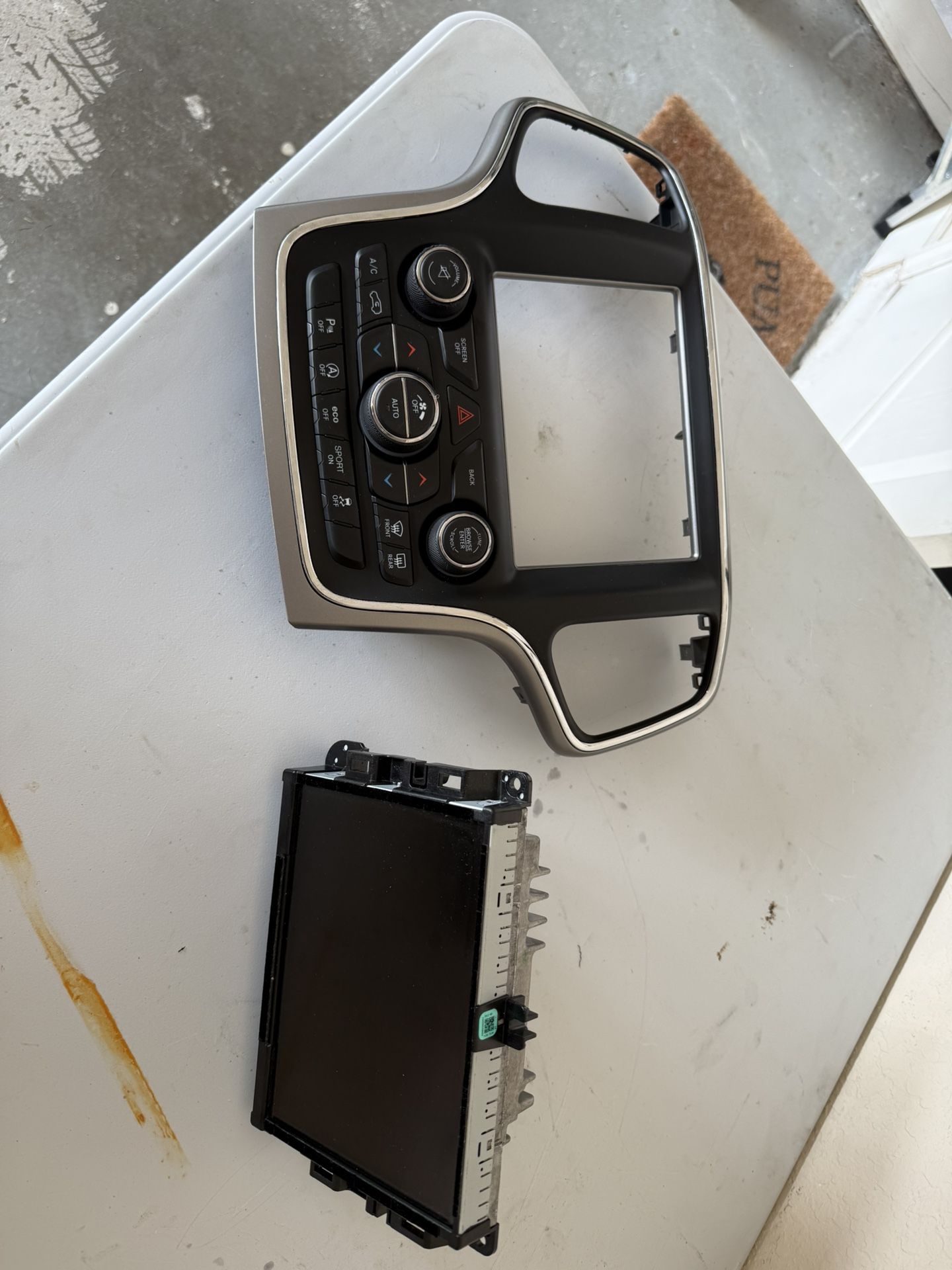 Jeep grand Cherokee Radio Unit