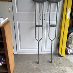 Heavy Duty Crutches