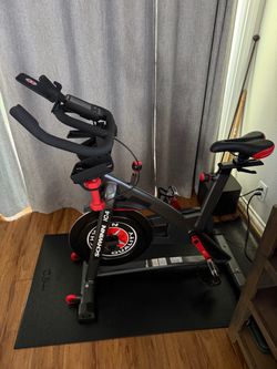 Indoor Bike - Schwinn IC4 - Great Condition