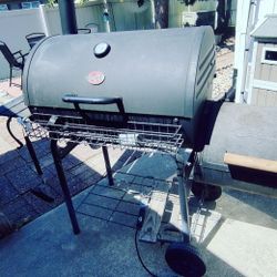 Char-Griller Grill/Smoker 