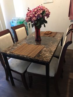 It’s Beautiful Table and five chairs 