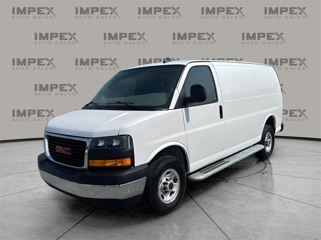2023 GMC Savana Cargo