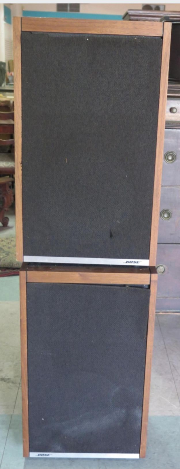 Pair Of Vintage Stock Bose Model 601 Speakers 