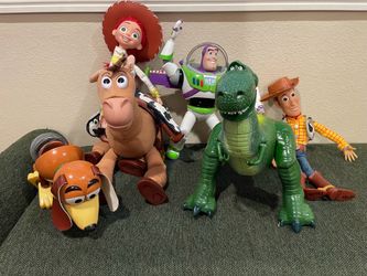 Toy Story set with Woody, Buzz, Jesse & Bullseye, Rex & Slinky