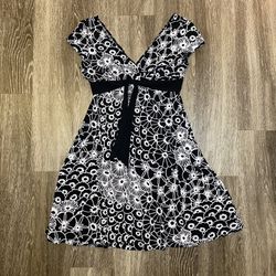 Maggy London Petite Printed Dress - 8P