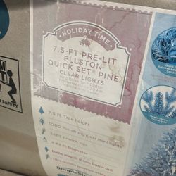 Free 7.5 Pre-lit Christmas Tree