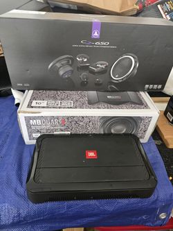 Jbl amp, jl audio speakers and 10'sub.