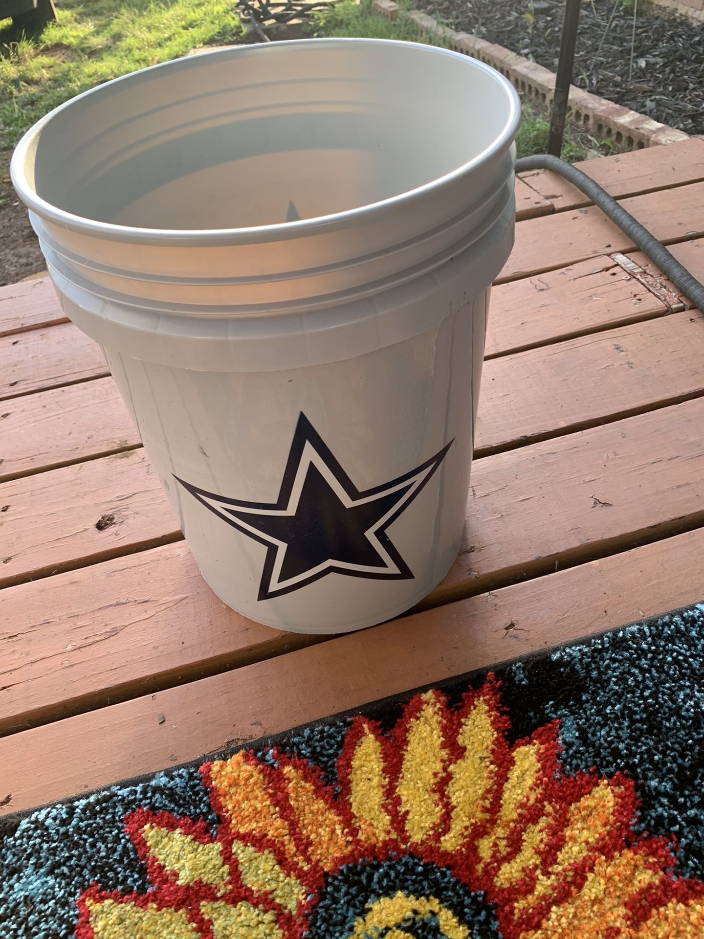 Dallas Cowboys sports bucket :5 gallon