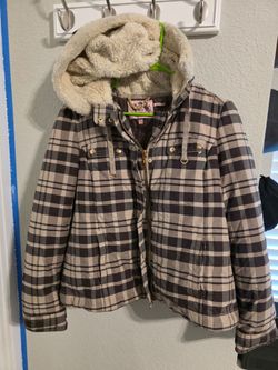 Juicy Couture puffer jacket XL