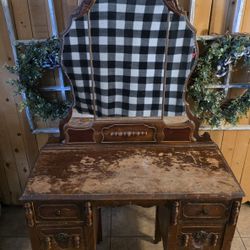 Vintage Vanity 