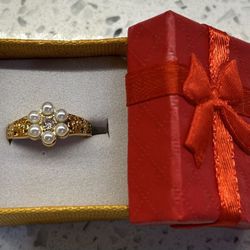 Womens Design Ring With Gift Box