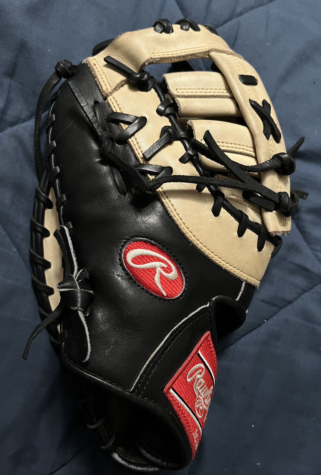Left-Hand Throw Rawlings Heart of The Hide Baseball First Base Glove 