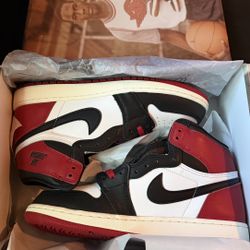 New Air Nike Jordan 1 Retro High Top Black Toe Reimagined Size 7y 