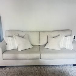 Stylish and Comfy Sofa - Great Condition