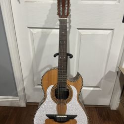 H Jimenez Bajo Quinto (Guitar ) 