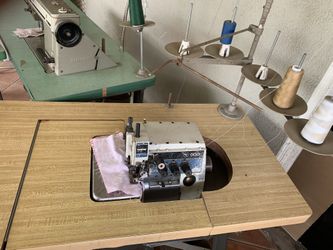 2 Sewing Mahines Singer/brother $450  For Both 