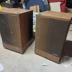 Bose 501 Speakers