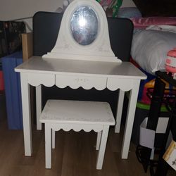 Children's Vanity Set