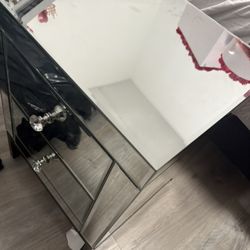 MIRROR GLASS NIGHT STAND 