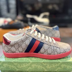 Gucci shoes