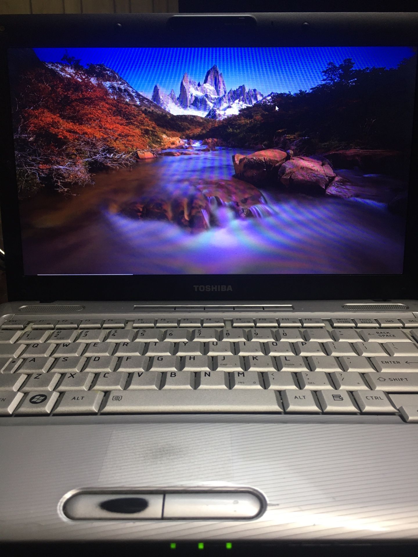 Toshiba Satellite Dual Core 4gb ram Laptop L515