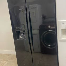 Refrigerator Black Side By Side Whirlpool 