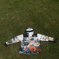 The North Face x Invincivle Mountain Jacket XL