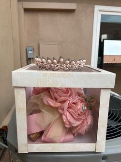 Quince and crown
