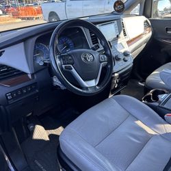 2019 Toyota Sienna