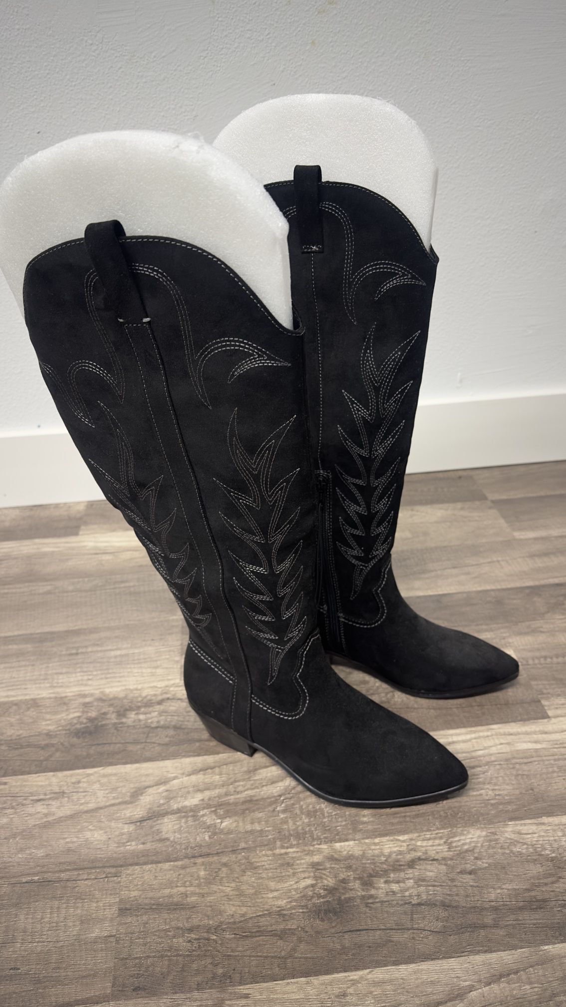 womens cowboy boots size 8
