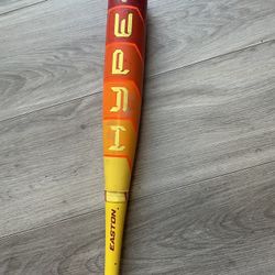 Easton Hype Fire Baseball Bay 