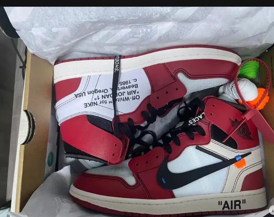 Off White x Air Jordan 1 Retro High “Chicago”