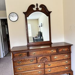 Gorgeous Looking Maple Wood Dresser With Mirror