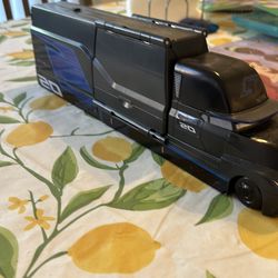 Disney Pixar Cars Hauler For Jackson Storm