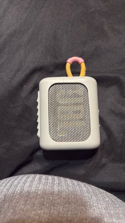 Jbl go 3 speaker