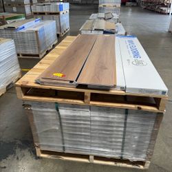 Up $0.99/sq ft 5.5mm~10mm Luxury Vinyl Plank Flooring SPC Flooring Click Locked Wholesale Price