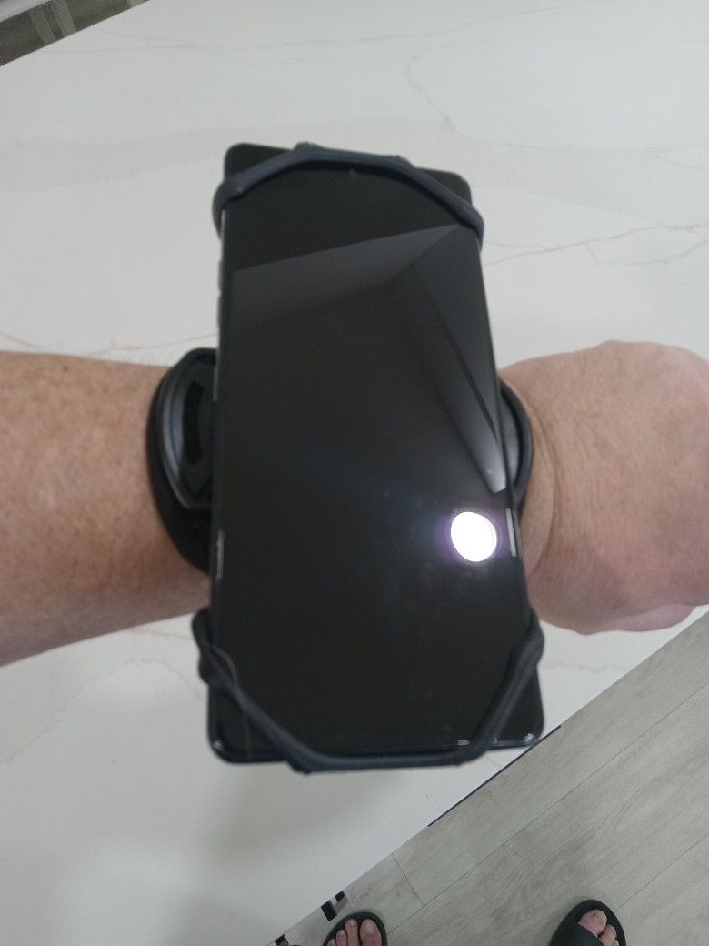 Oopscool  Phone Holder Wrist And Biceps