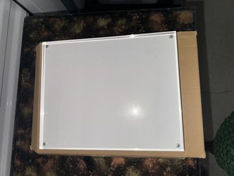 Cq Acrylic Magnetic Picture Frame in 8x10 Labeled Box