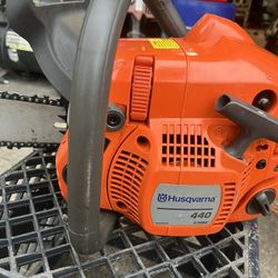 Husqvarna 440 Chainsaw w/ 18” Bar and Chain