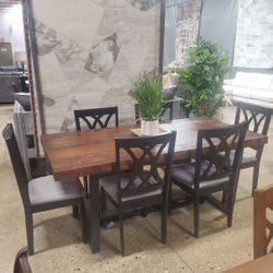 Beautiful 7 PC Rustic Dining Set With 6 Chairs (New)