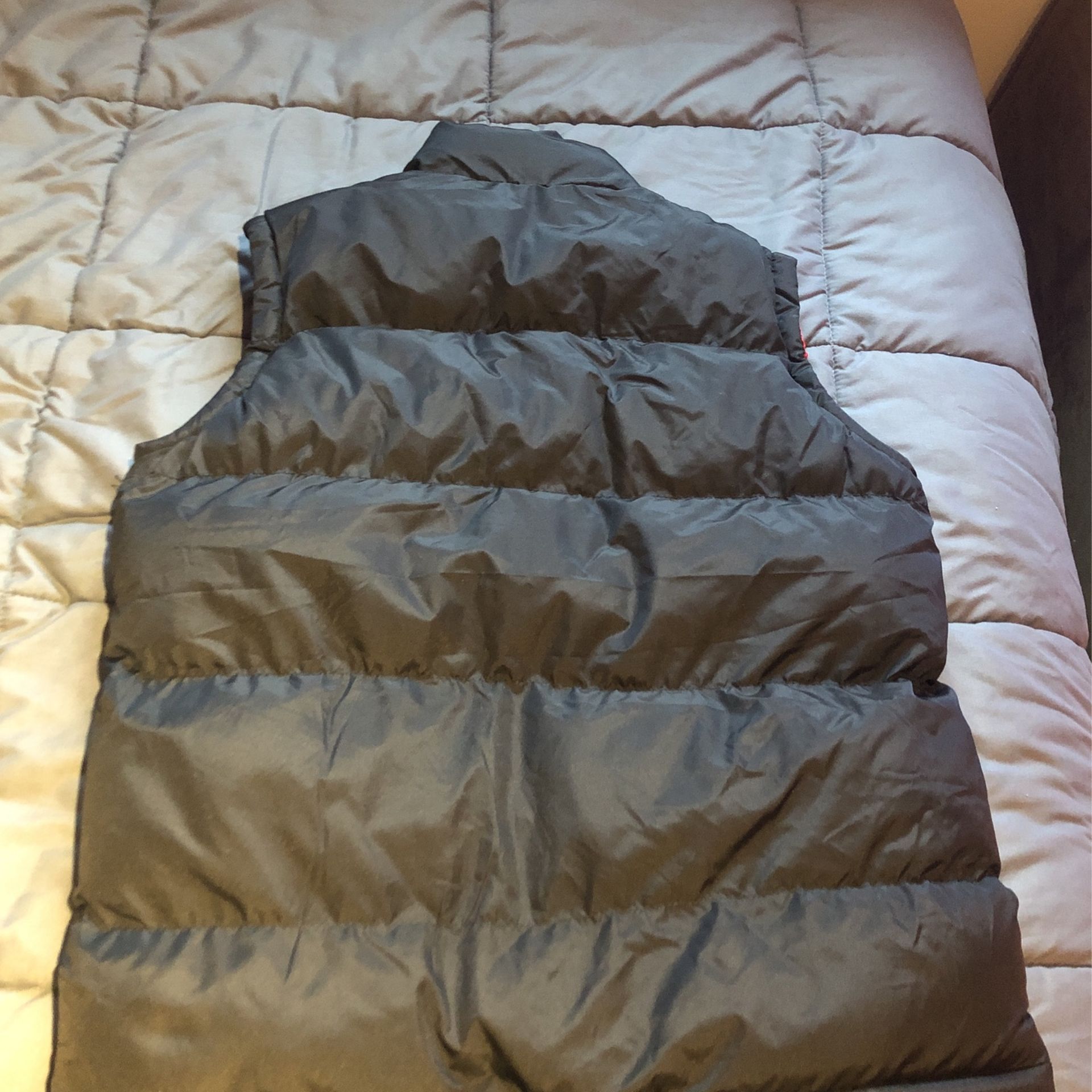 Polo Vest
