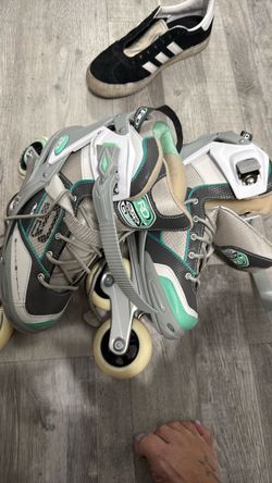 Roller blades