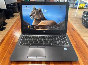 HP ZBOOK 15U G3 Core i7-6500U 8GB RAM 256GB SSD AMD FirePro 2GB Graphics