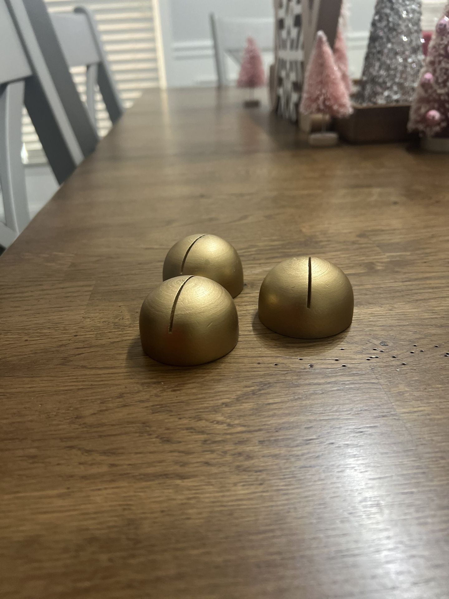 Gold Round Table Number Holder 